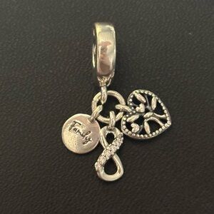 Pandora Family Charm